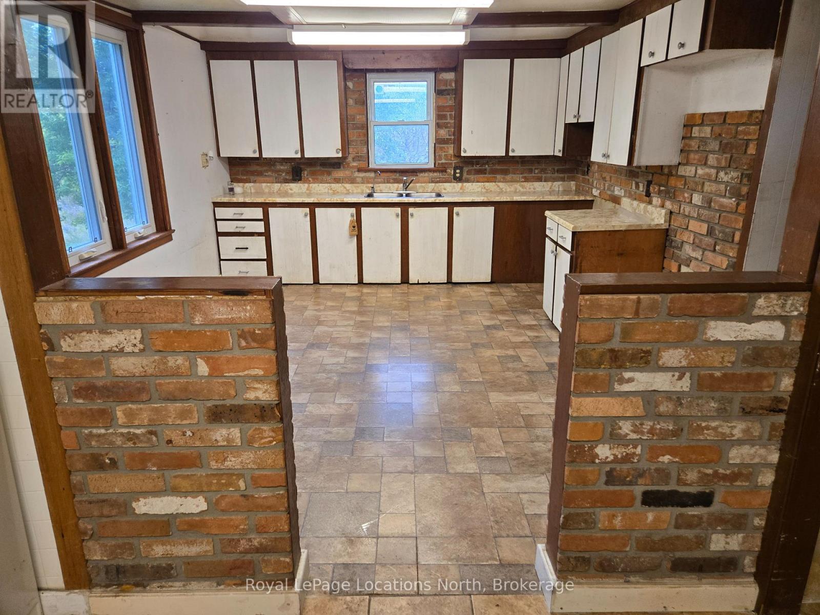 2939 92 County Road, Springwater photo 31