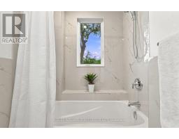 179 Oakcrest Avenue, Toronto, ON M4C1B8 Photo 20