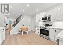 179 Oakcrest Avenue, Toronto, ON M4C1B8 Photo 8
