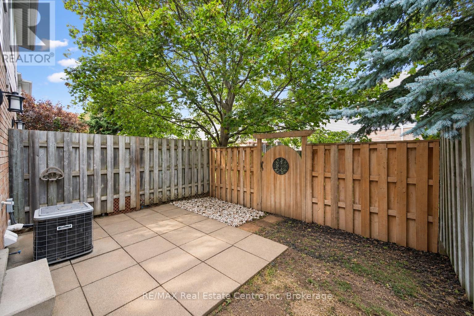 #71 240 LONDON ROAD W - Image 16