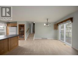 Laundry room - 10 Dunsford Crescent, St  Marys, ON N4X1B1 Photo 13
