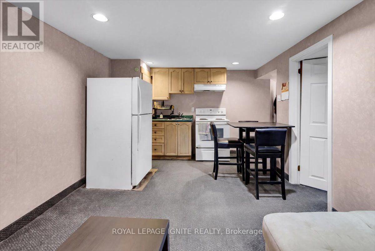 76 CELESTE DRIVE - Image 25