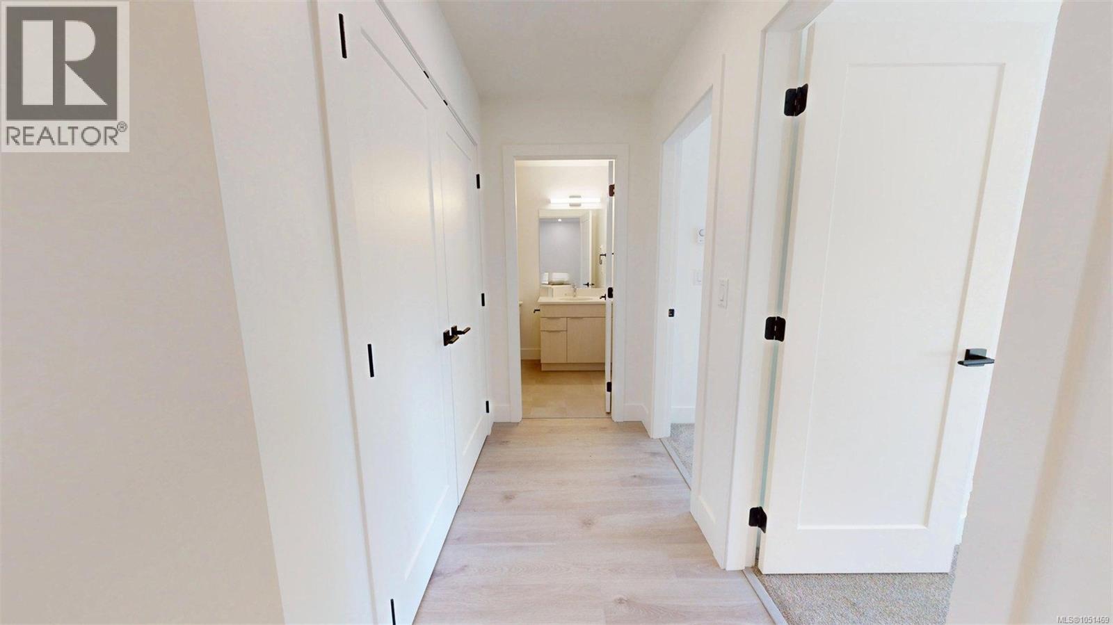 2322 Sparrow Lane - Image 11
