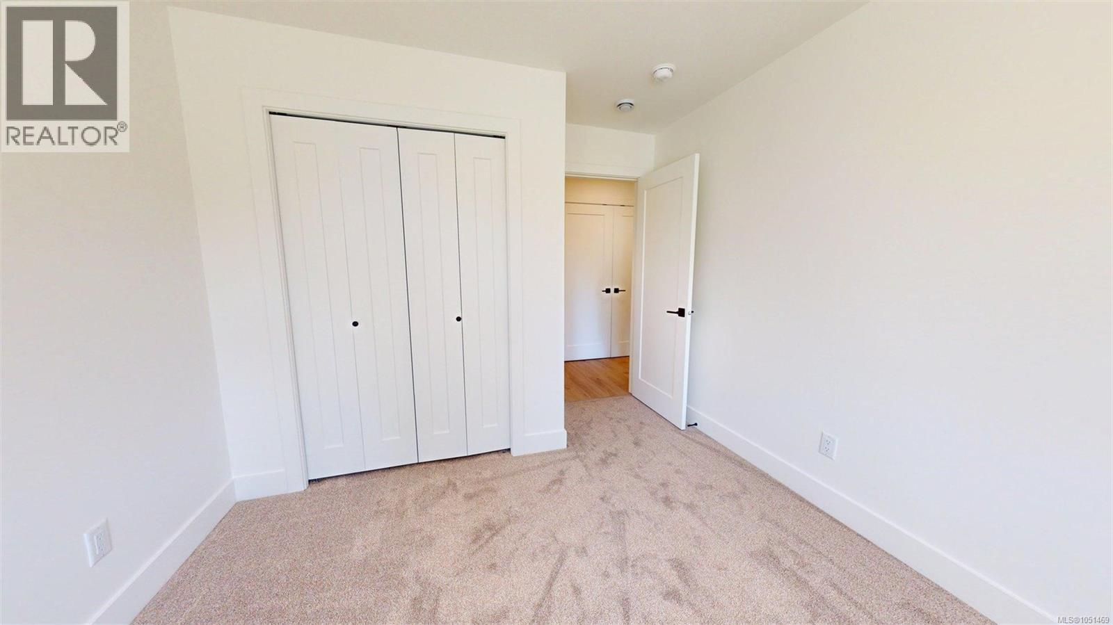 2322 Sparrow Lane - 13