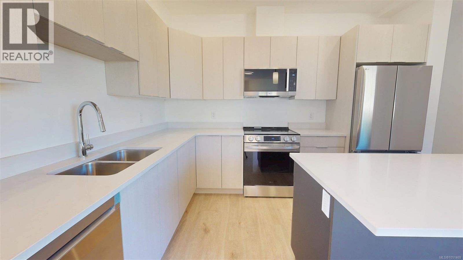 2322 Sparrow Lane - 6