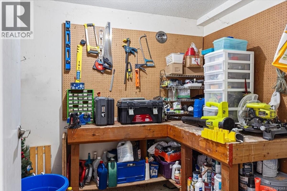 3005 Persimmon Pl - Image 36