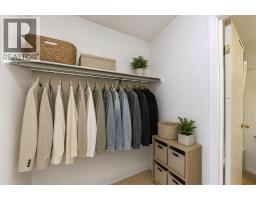 305, 550 Westwood Drive SW - photo 20