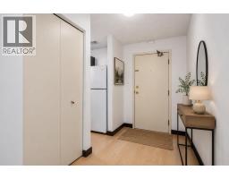 305, 550 Westwood Drive SW - photo 3