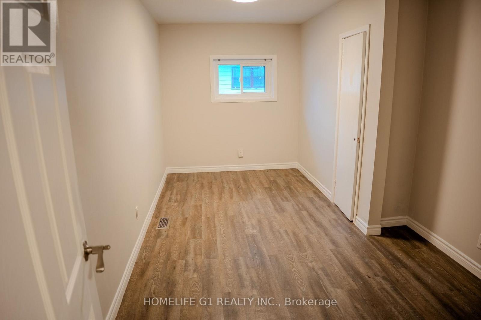 332 Grove Street East, Barrie, ON photo 11