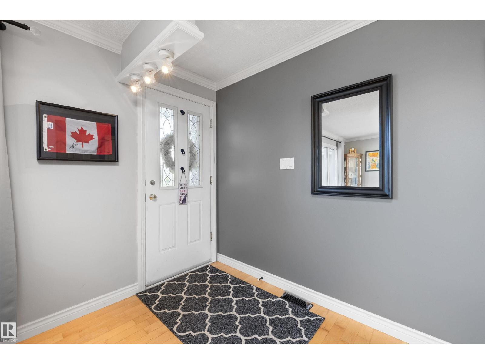 7807 134 AV NW - 4