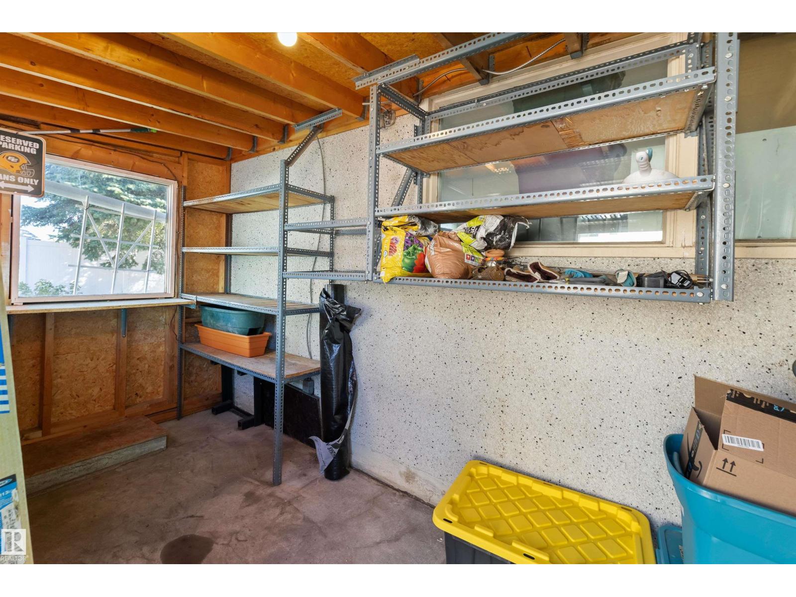 7807 134 AV NW - 40
