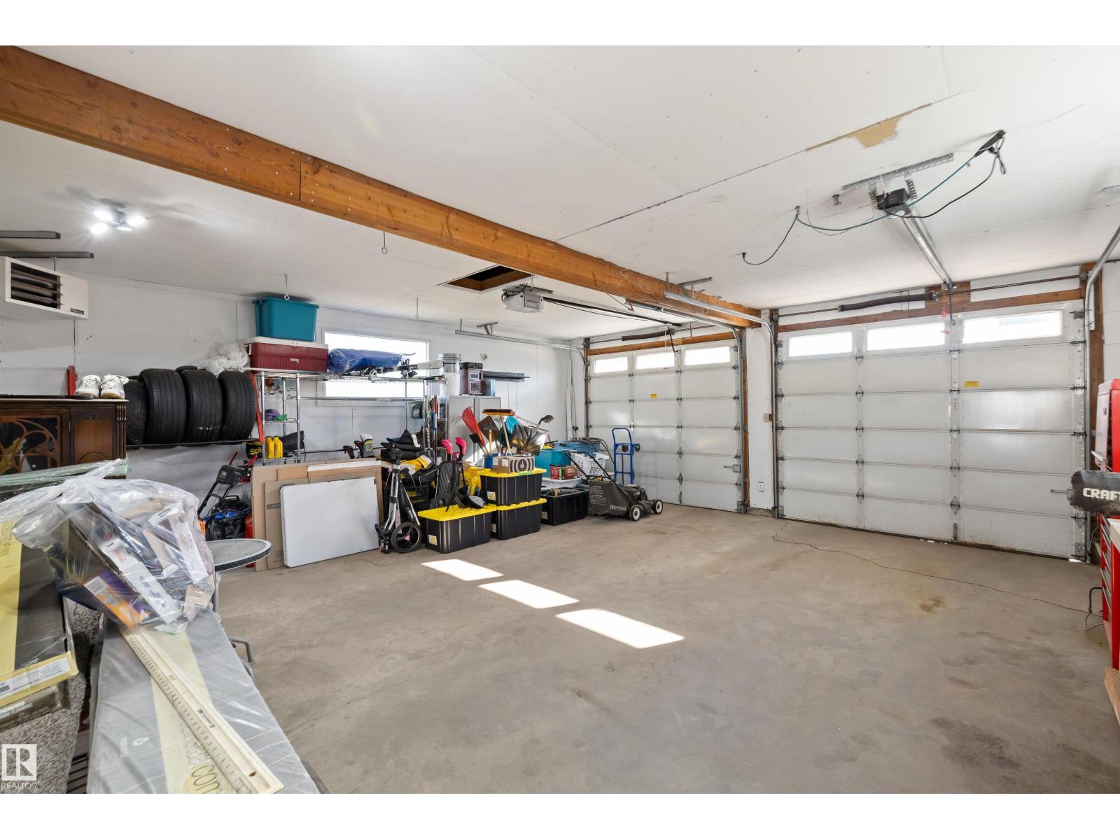 7807 134 AV NW - 38