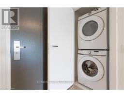 Laundry room - A0815 - 125 Bronte Road, Oakville, ON L6L3C1 Photo 6