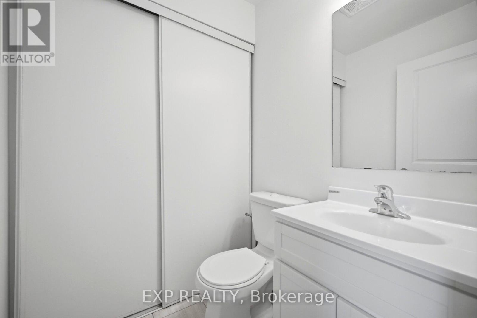 66- 60 Winston Park Boulevard, Toronto, ON photo 18
