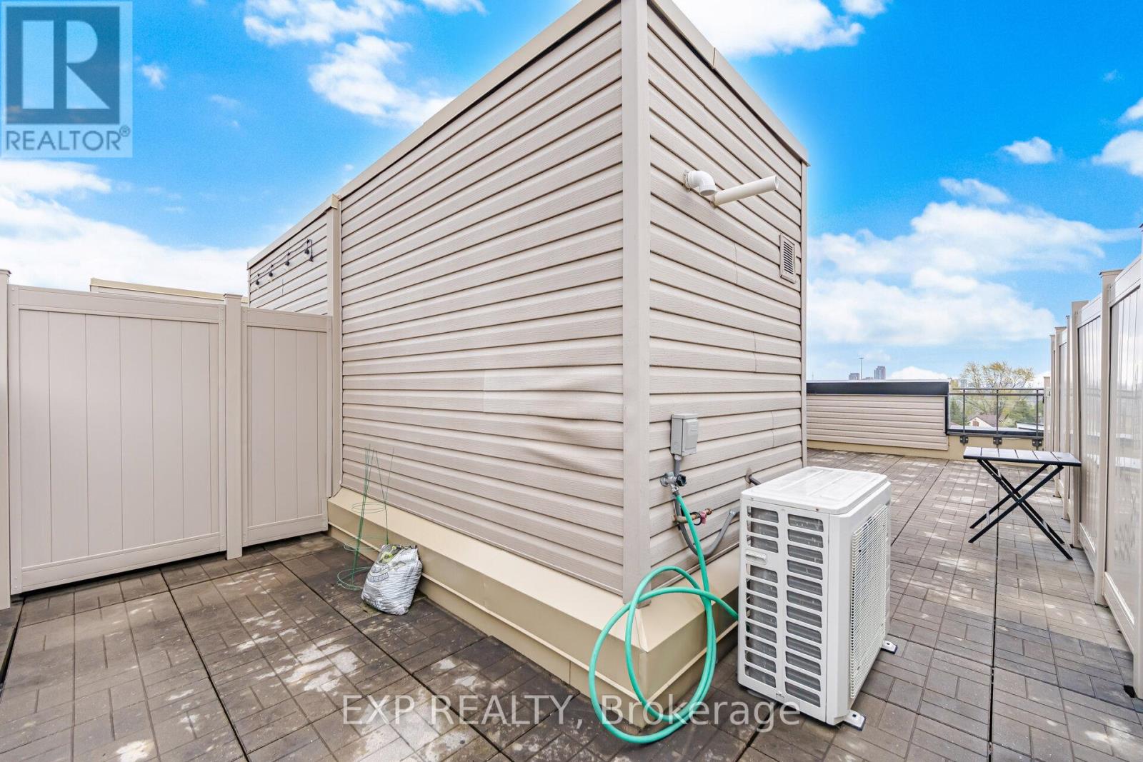 66- 60 Winston Park Boulevard, Toronto, ON photo 32