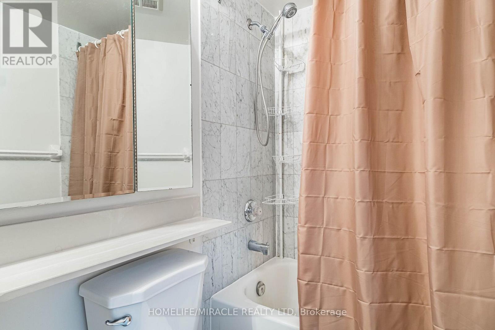 1809- 30 Malta Avenue, Brampton, ON photo 32