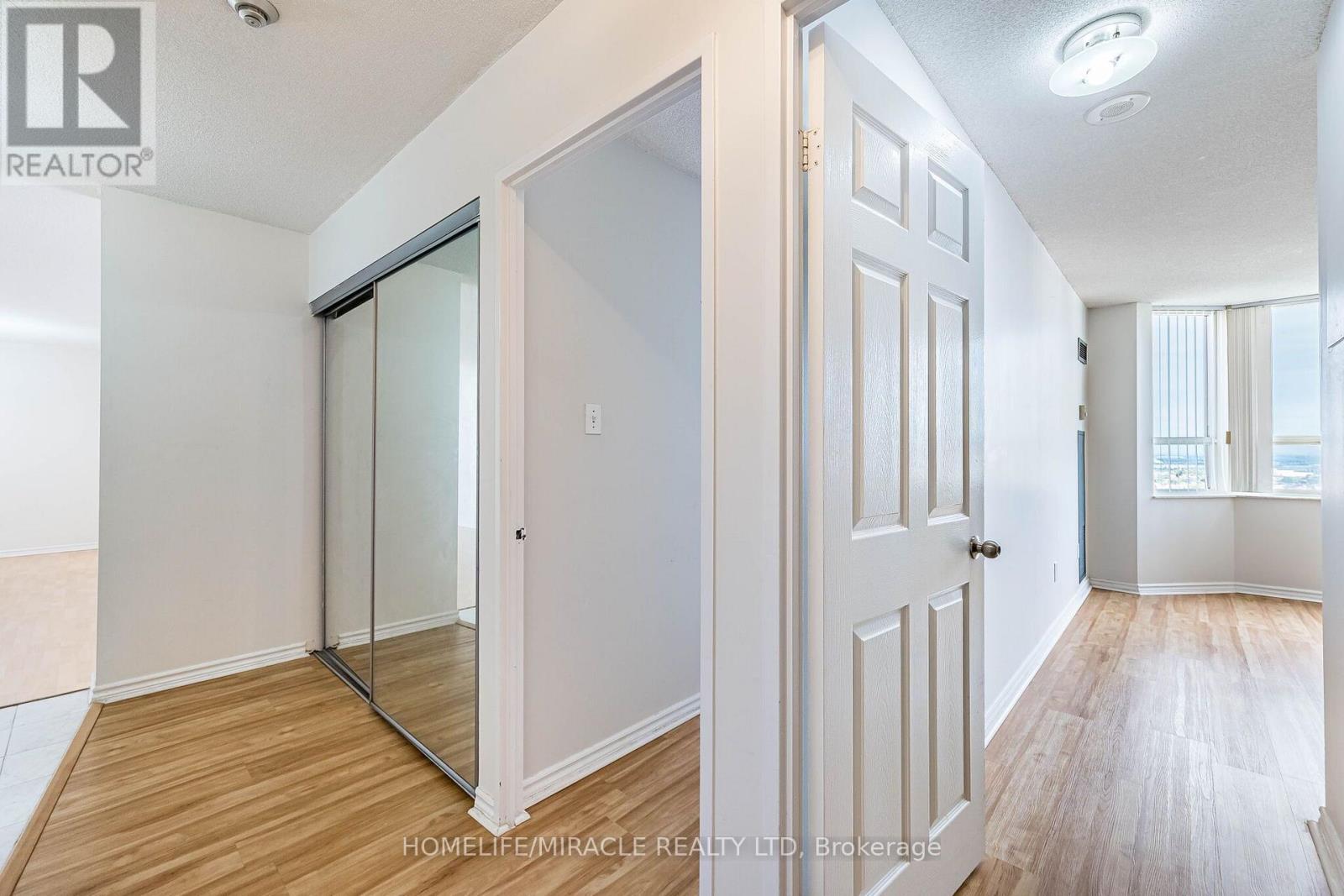 1809- 30 Malta Avenue, Brampton, ON photo 35