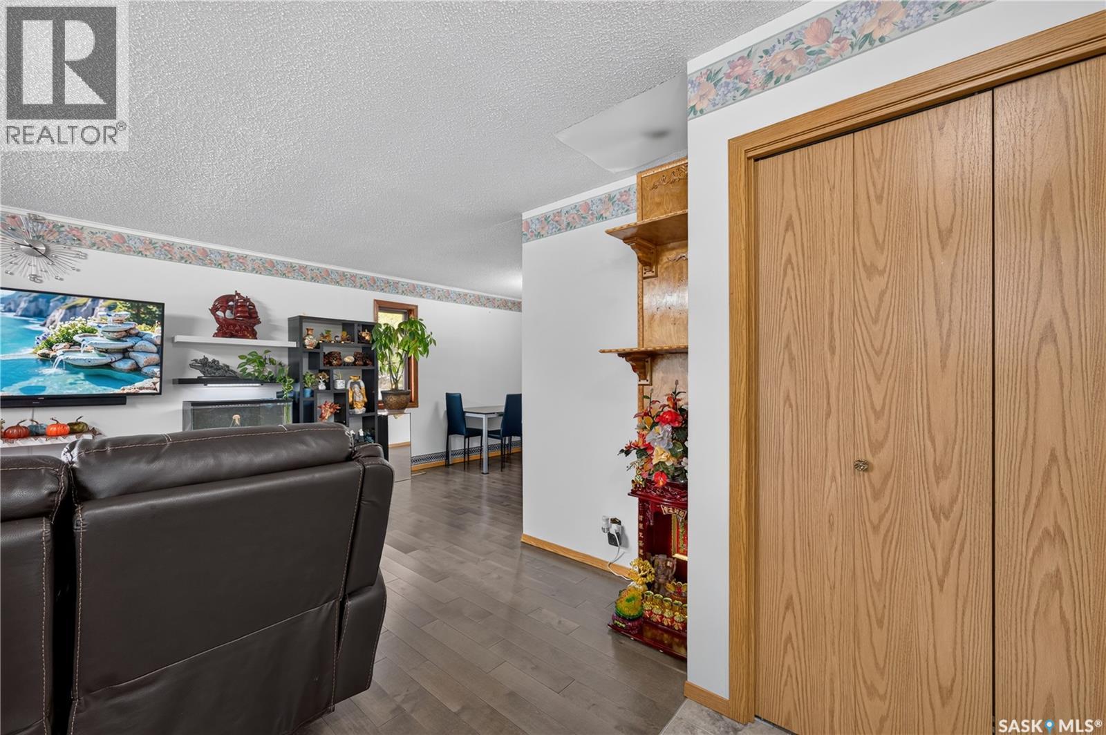 1301 KING STREET, Regina — photo 4