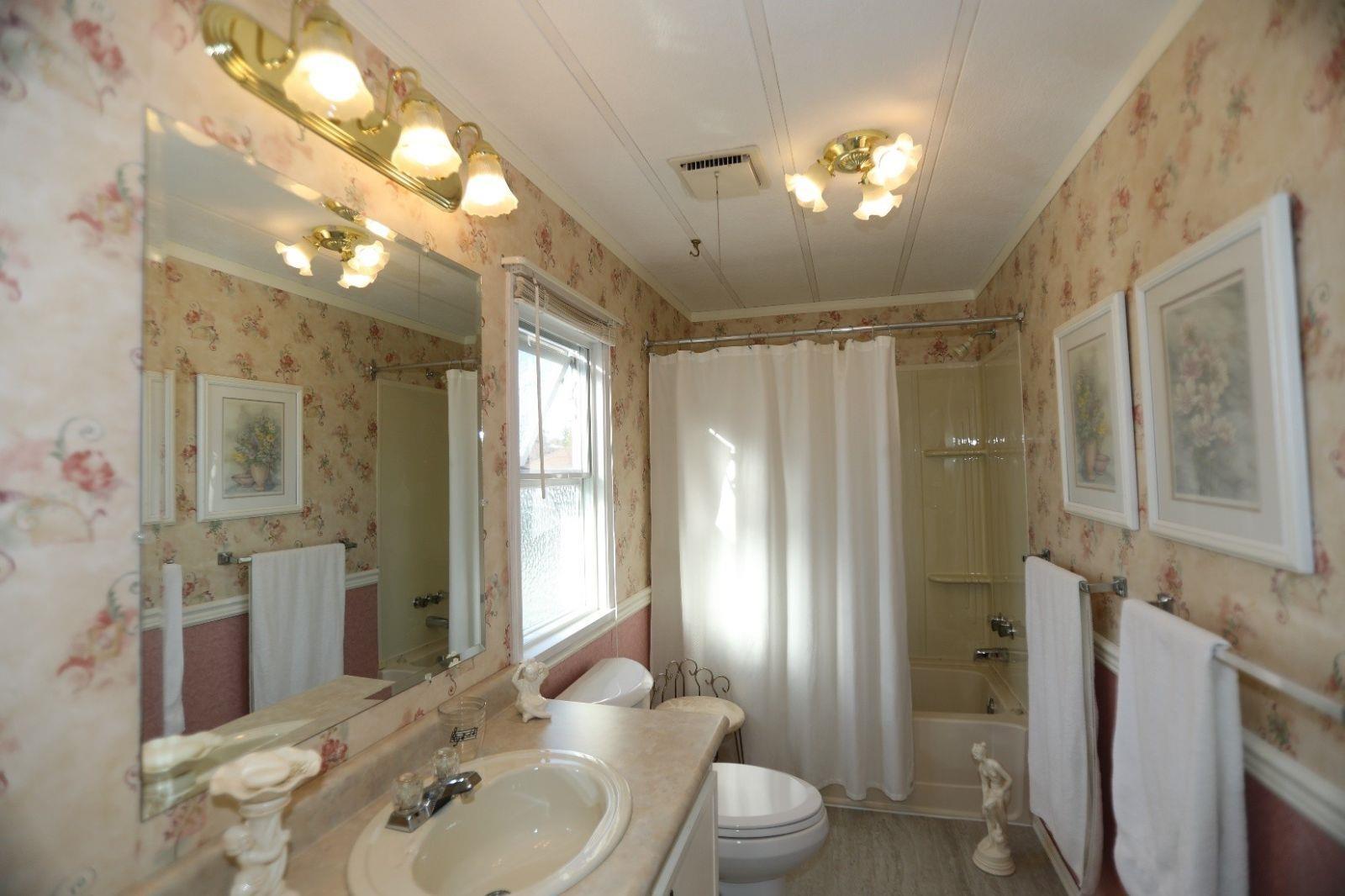 Photo of 112 2303 CRANLEY DRIVE 14