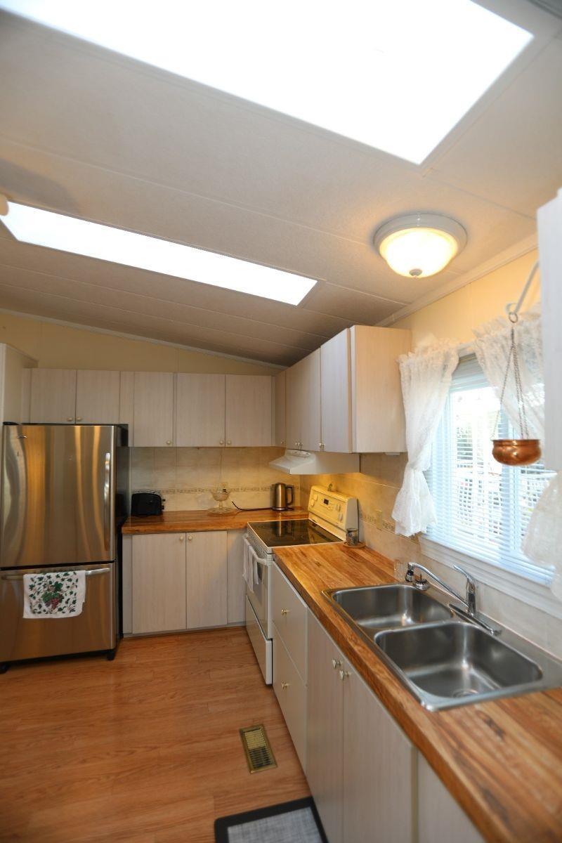 Photo of 112 2303 CRANLEY DRIVE 8