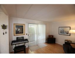 112 2303 Cranley Drive, Surrey, BC V4A8Y1 Photo 11