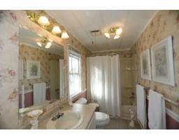 112 2303 Cranley Drive, Surrey, BC V4A8Y1 Photo 14
