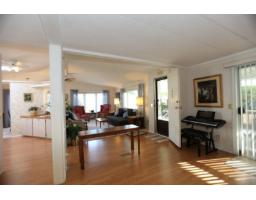 112 2303 Cranley Drive, Surrey, BC V4A8Y1 Photo 9