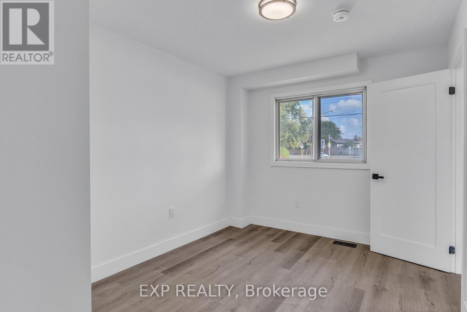 113 Green Road, Hamilton, ON photo 12