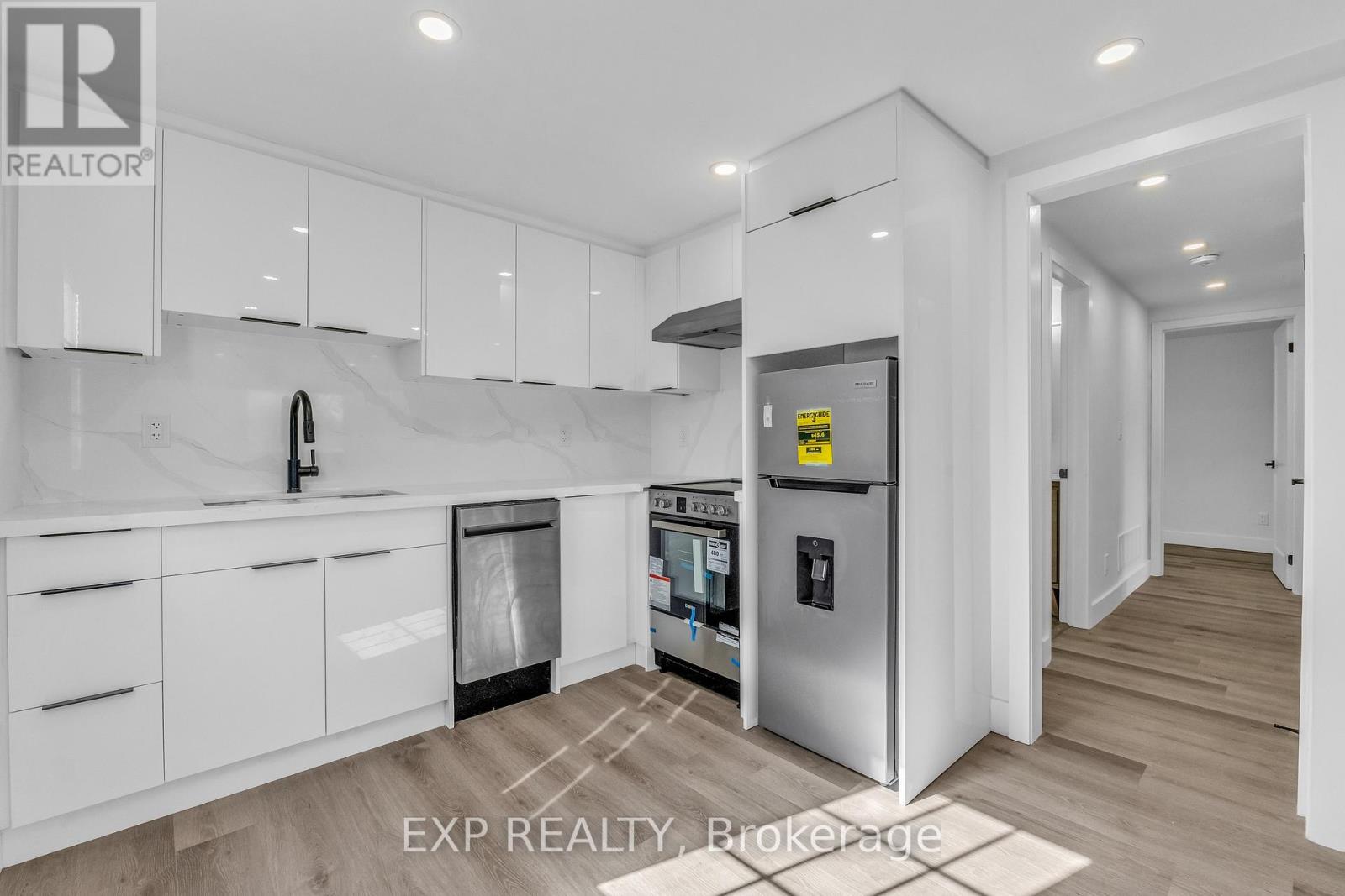 113 Green Road, Hamilton, ON photo 15