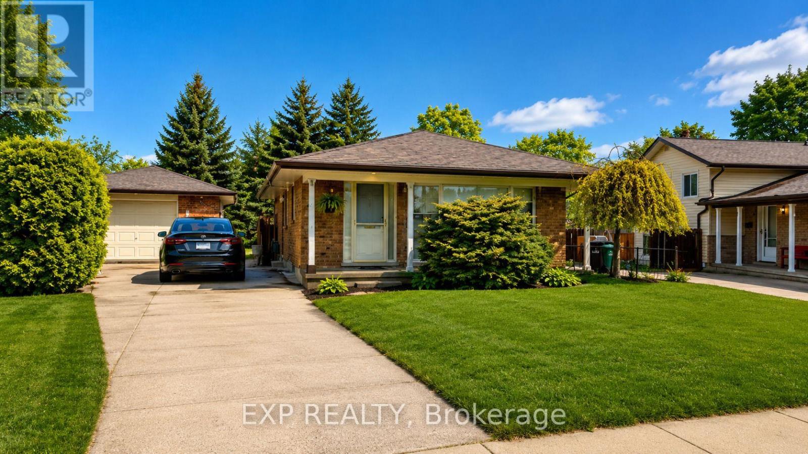 76 APPALACHIAN CRESCENT — photo 3