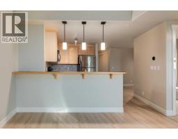 2104, 836 15 Avenue SW - photo 5