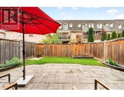 1594 Brandy Court, Pickering, ON L1X0C8 Photo 37