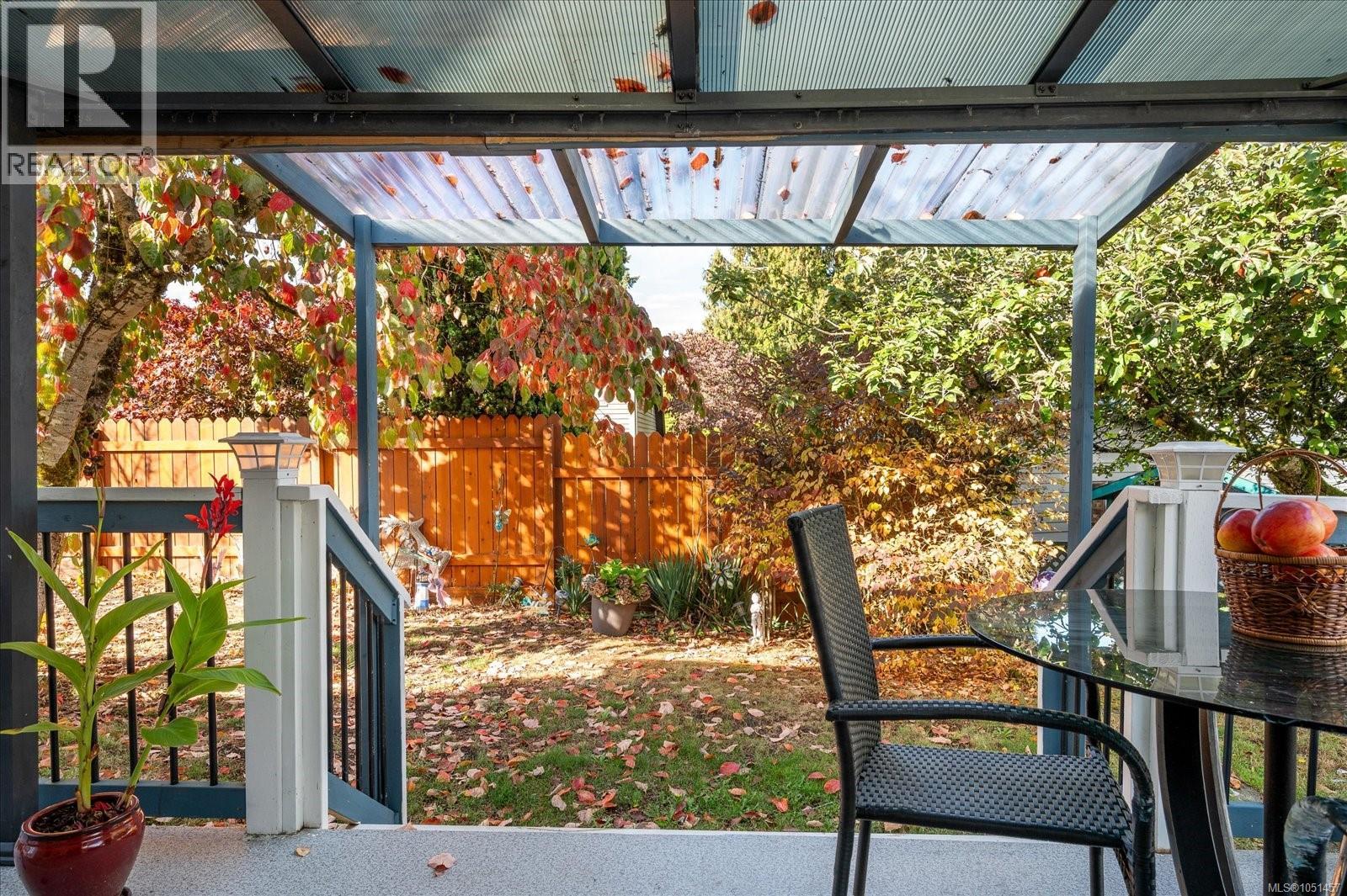 555 Hooper Pl - 14