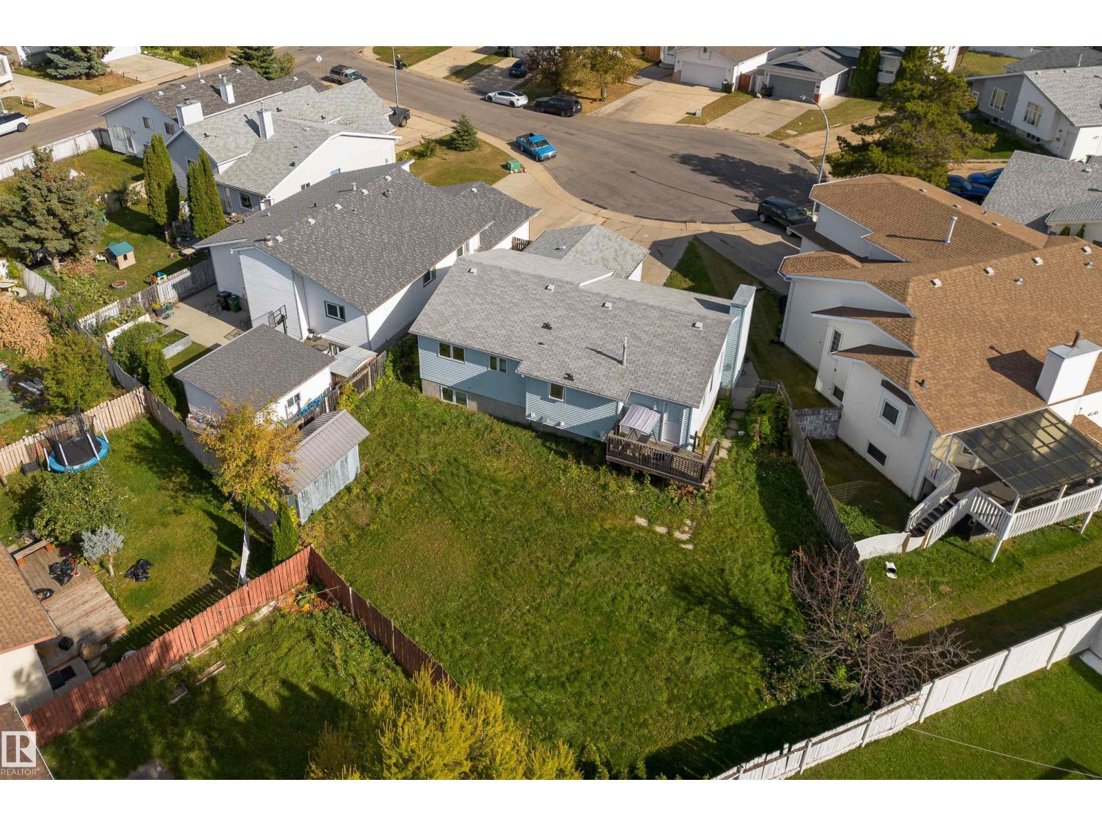 4151 28 AV NW - Image 44