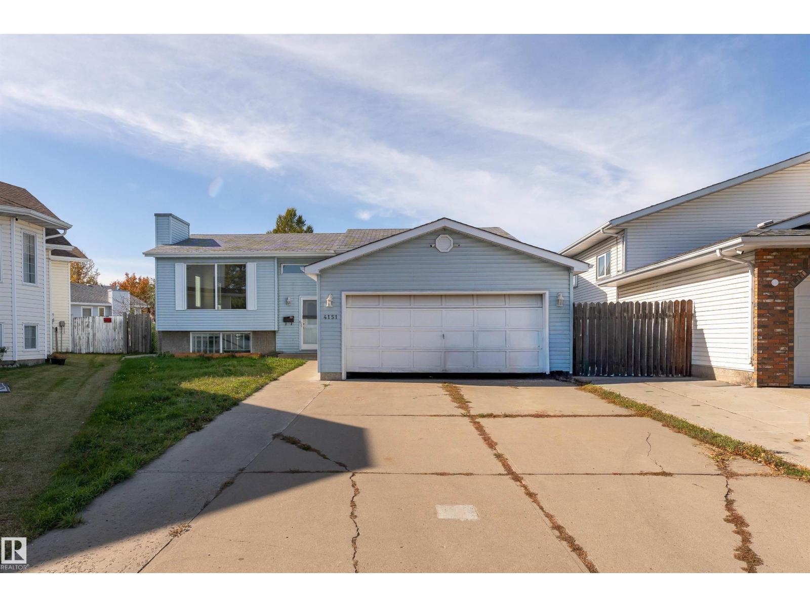 4151 28 AV NW - 39