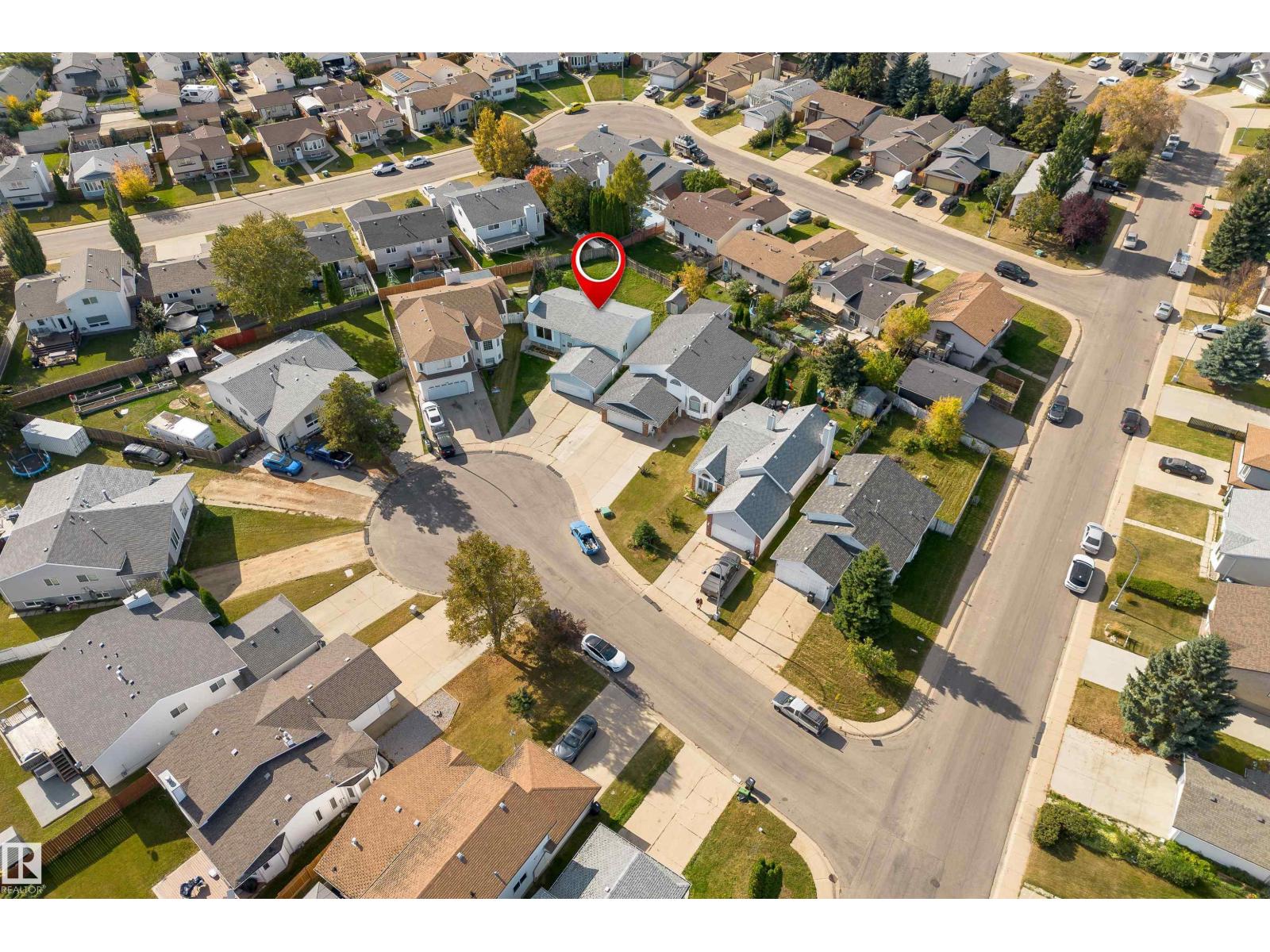 4151 28 AV NW - 42
