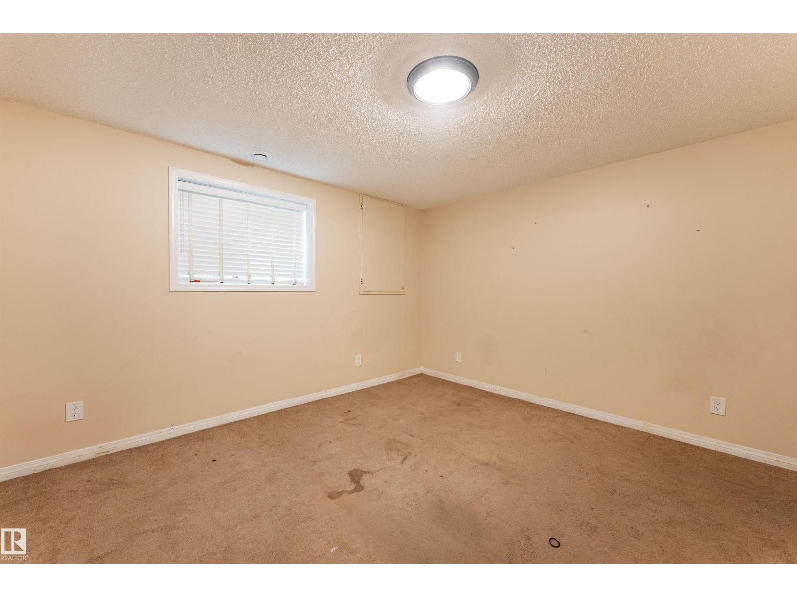 4151 28 AV NW - 29