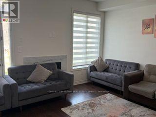 1499 Kitchen Court North — photo 35