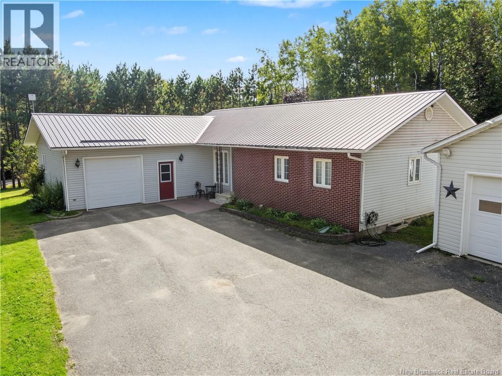 3 Maple Street - 2