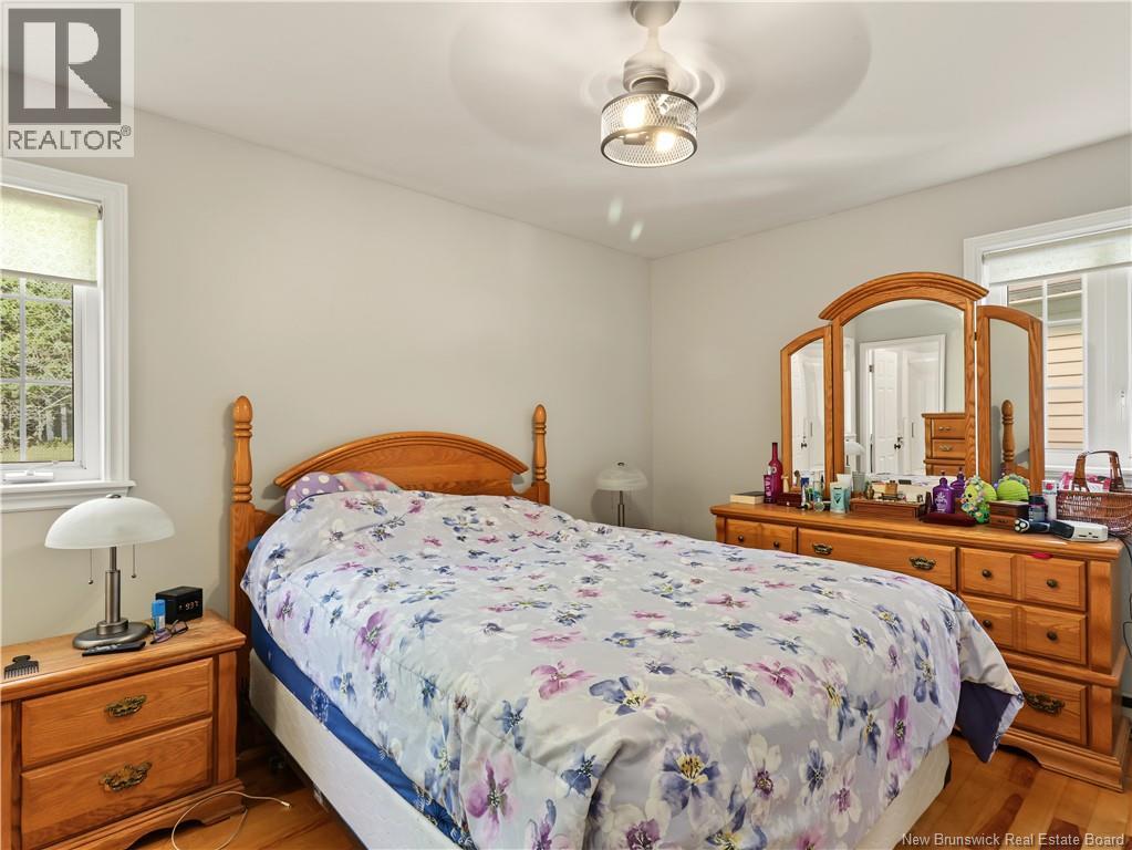 3 Maple Street - Image 26