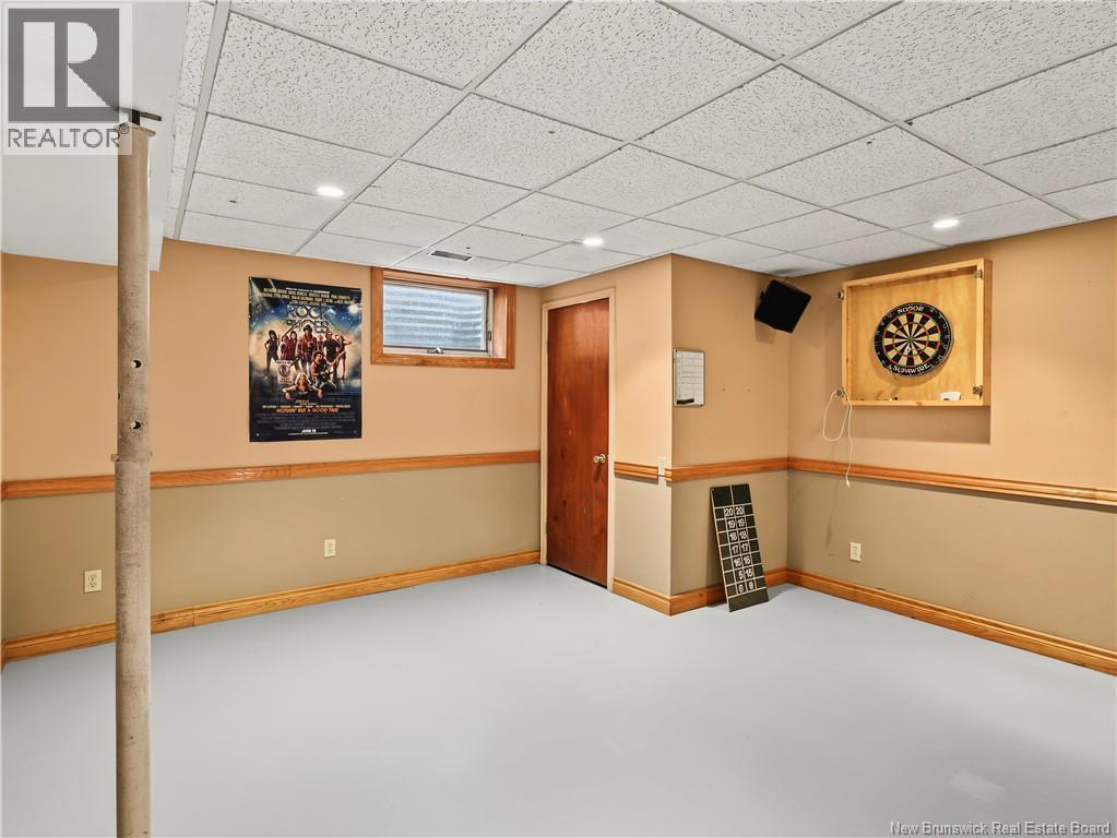 3 Maple Street - Image 39