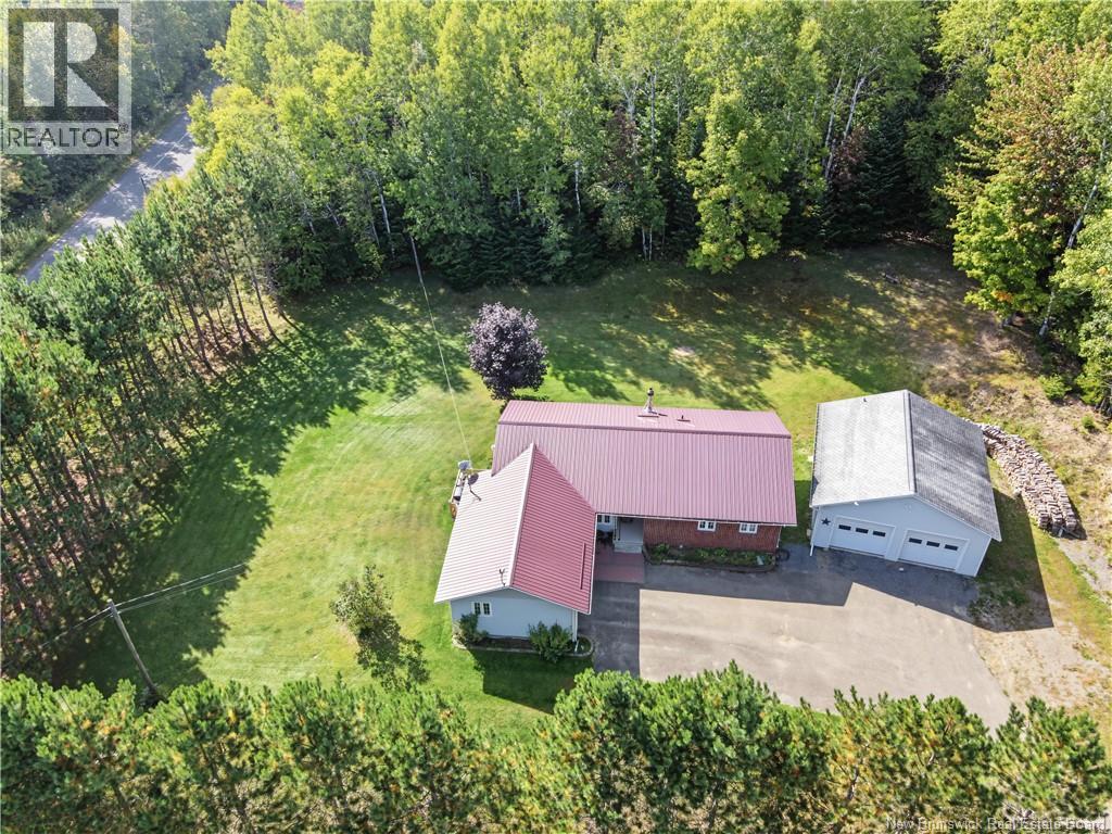 3 Maple Street - Image 4