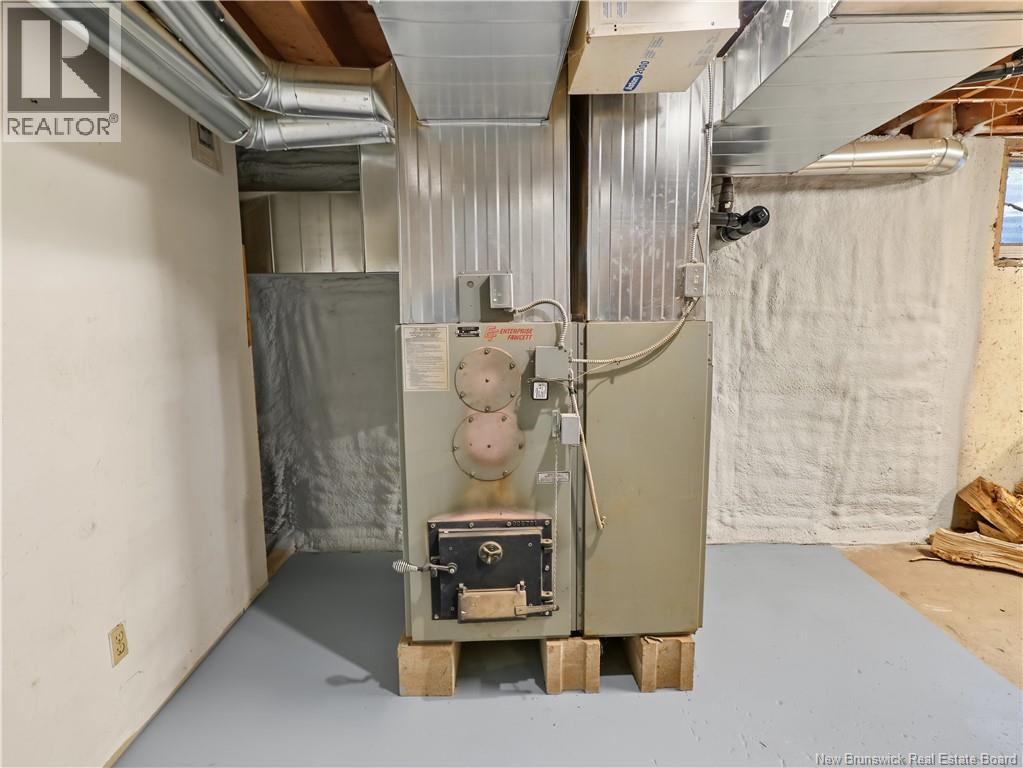 3 Maple Street - Image 42