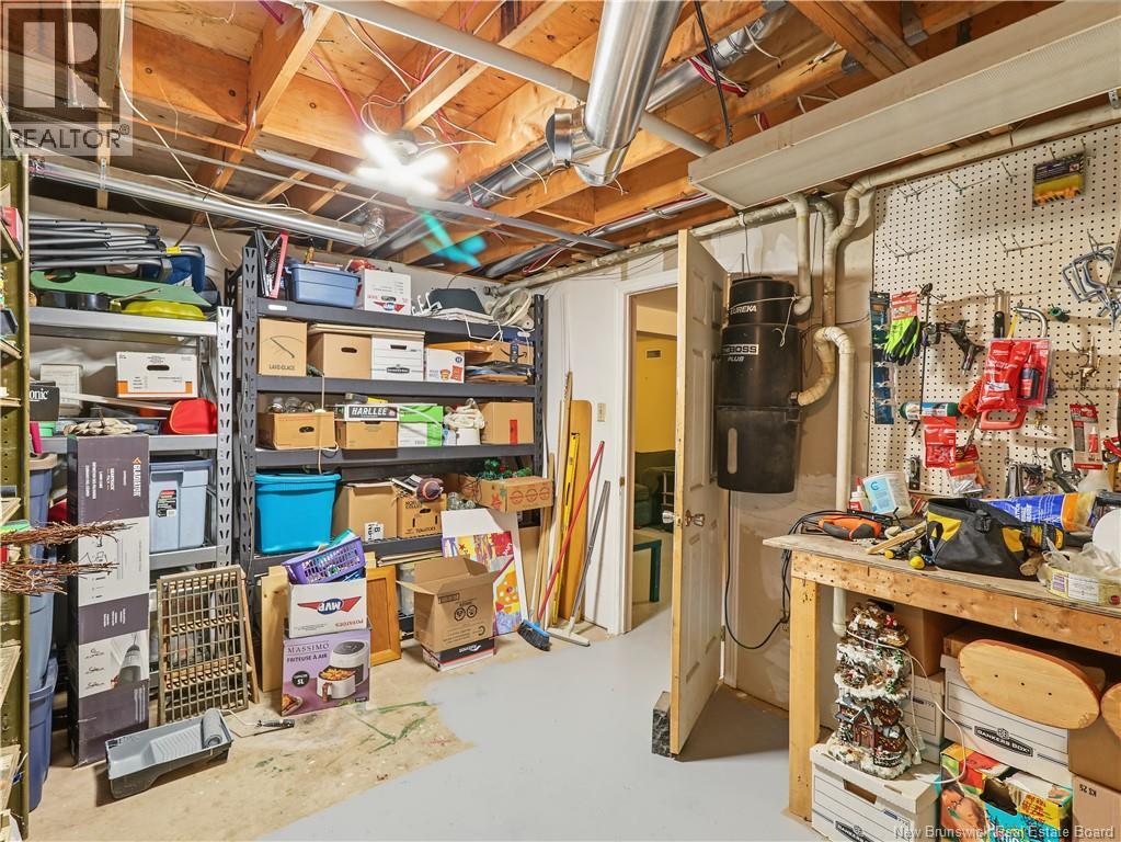 3 Maple Street - Image 45