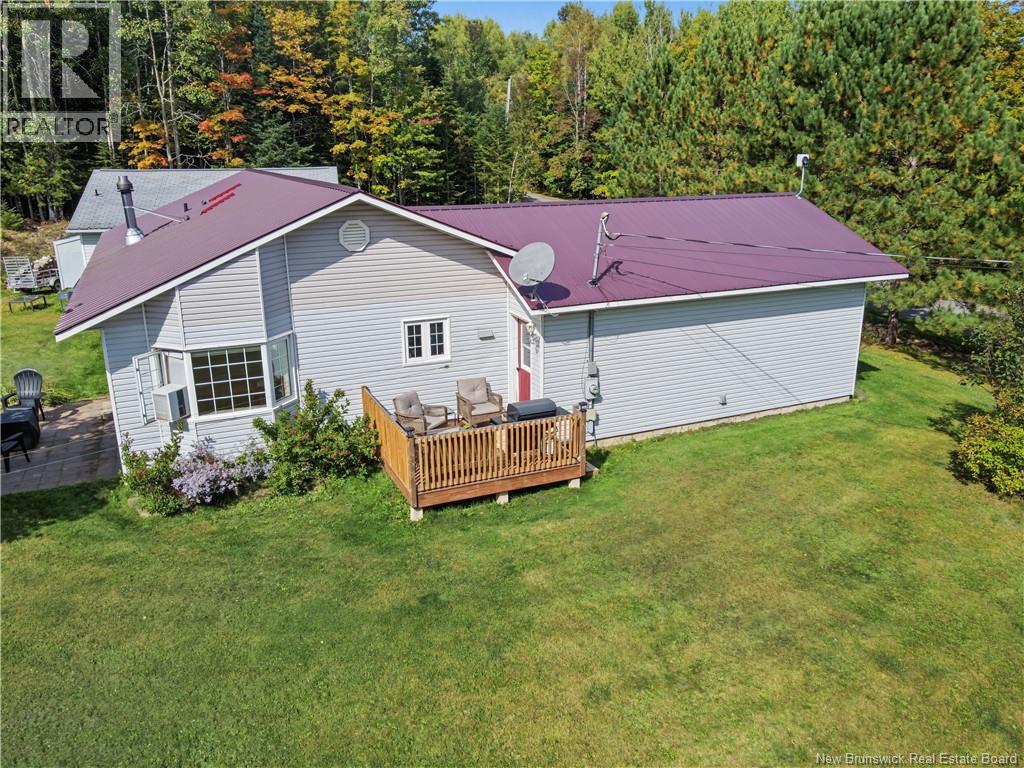 3 Maple Street - Image 49