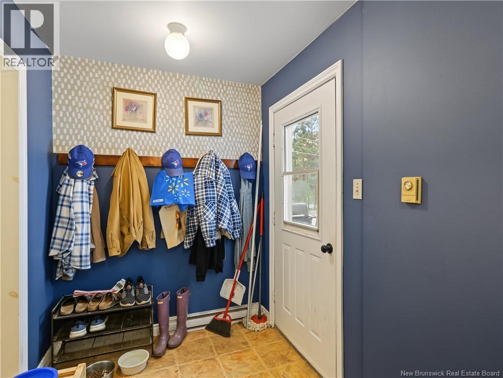 3 Maple Street - Image 9