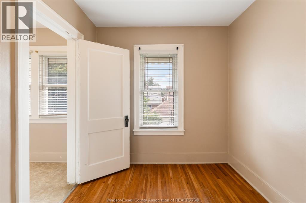 2279 Lillian Avenue — photo 17