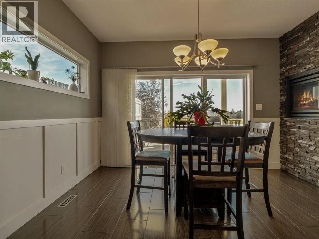 1569 Coalbanks Boulevard W - Image 14