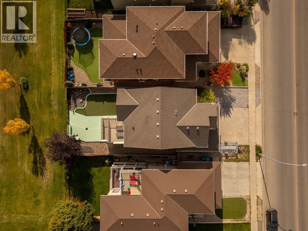 1569 Coalbanks Boulevard W - 44