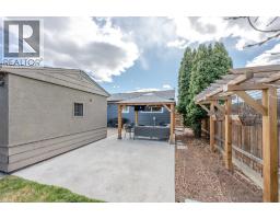35 Granby Avenue, Penticton, BC V2A2Y6 Photo 27